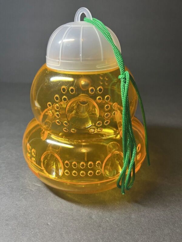 Gourd Shaped Bee Trap Reusable Safe Plastic Outdoor Hanging Bee Catcher