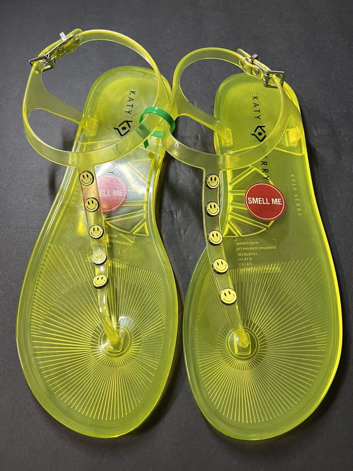 KATY PERRY THE GELI YELLOW SMILEY FACE JELLY FLAT ANKLE STRAP SANDALS  11US/41.5