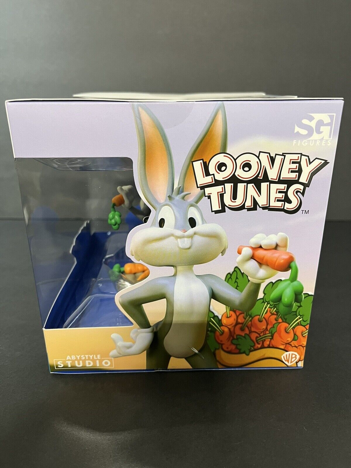 Looney Tunes Bugs Bunny 4.7" Tall Sfc Collectible Pvc Figure..