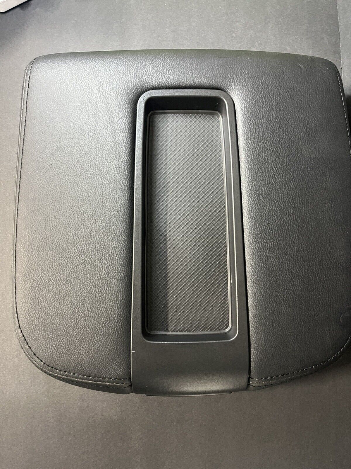 Black Armrest Cover Center Console Lid for Chevy Avalanche Silverado Tahoe...