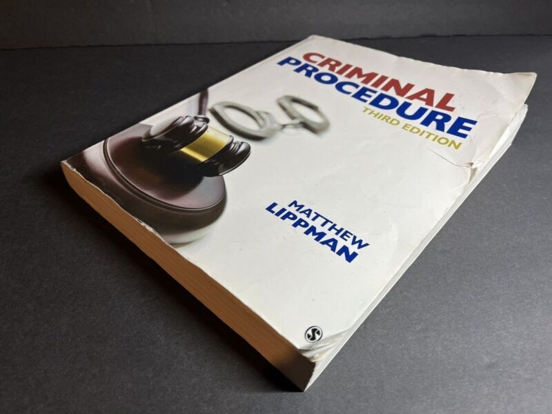 Criminal Procedure by Matthew Lippman , Paperback