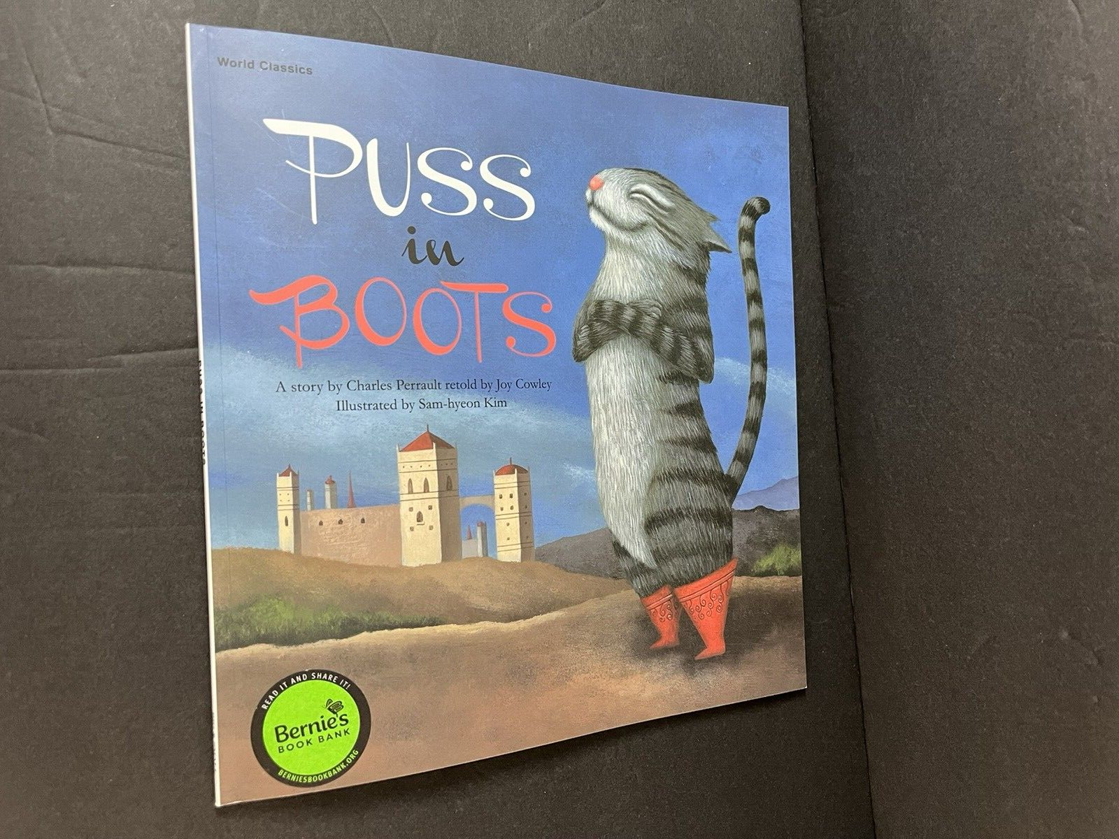 Puss in Boots [World Classics] , Perrault, Charles