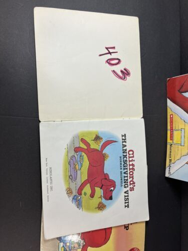 Clifford The Big Red Dog Books Paperback LOT OF 3