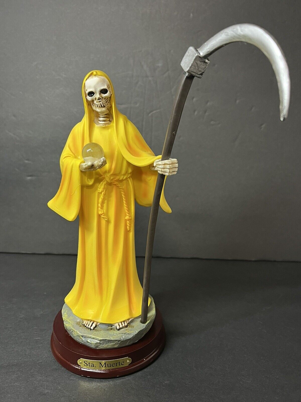 Estatua de La Santa Muerte 9" Yellow  Color Holly Death Statue 2022YW-9