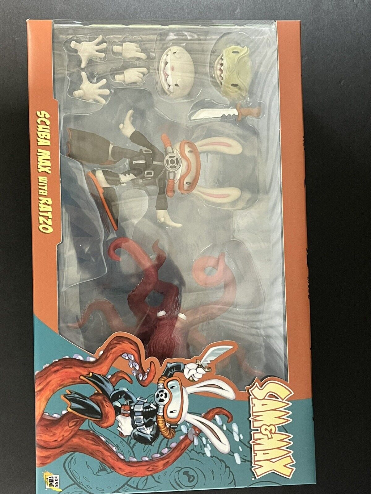 Sam & Max Series Action Figure - Wave 2 - Scuba Max & Ratzo the Octopus Ginorm..