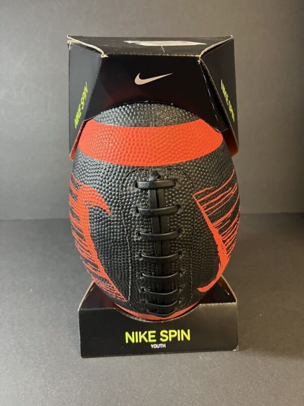 2/ Nike Spin Junior High Football Youth Kids 12-14