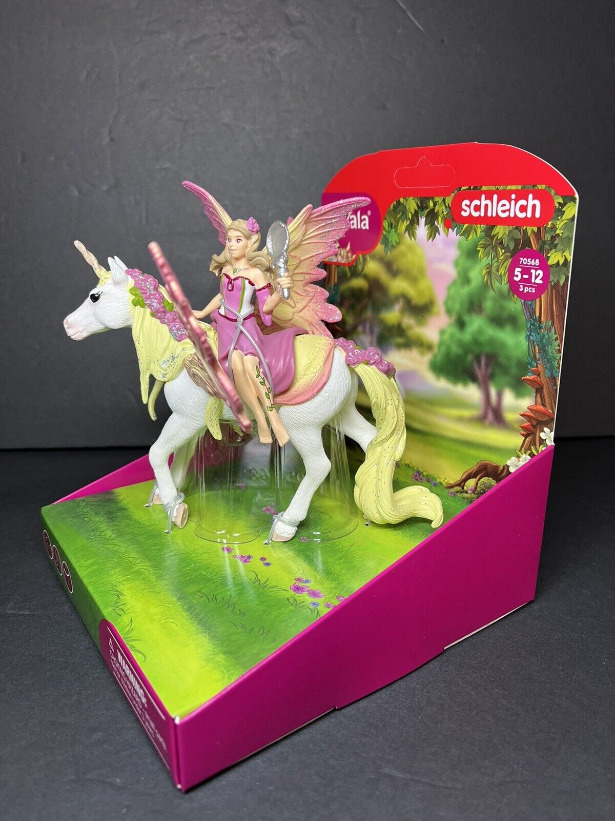 Schleich 70568 Fairy Feya with Pegasus Unicorn Fairy Toy Playset