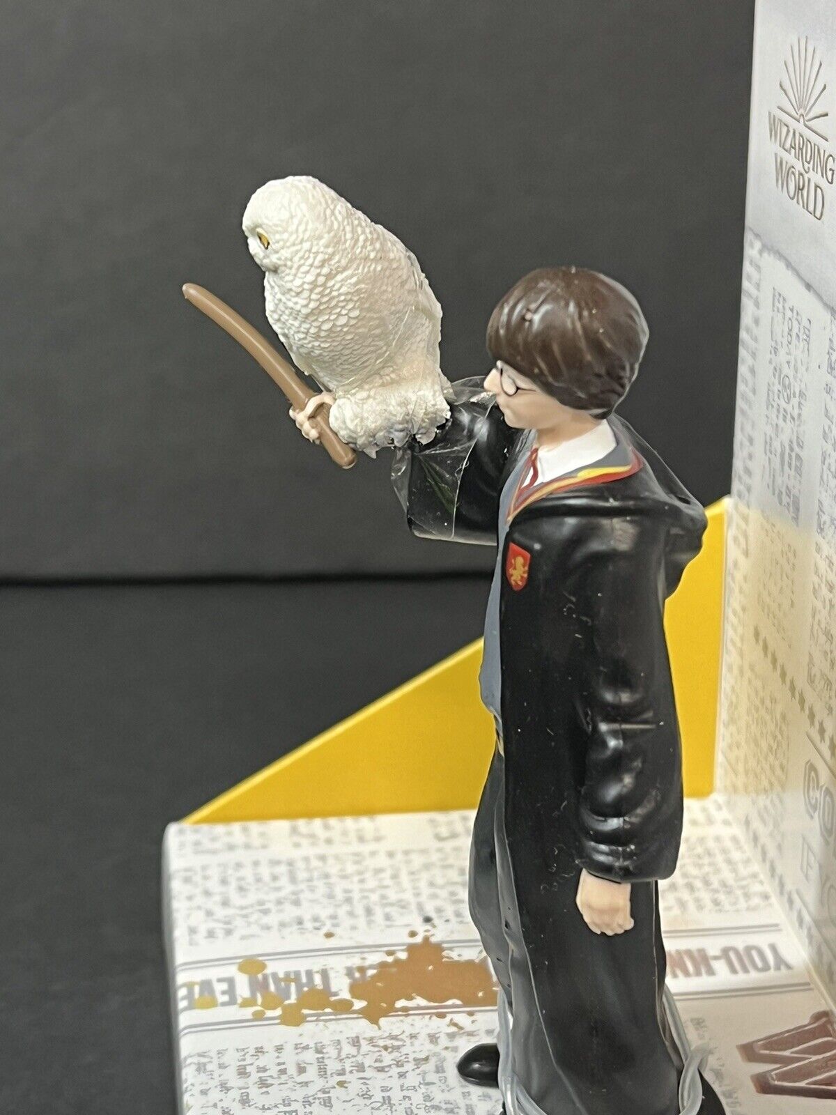 Schleich 42633 Harry and Hedwig 2-Piece Set from Wizarding World..