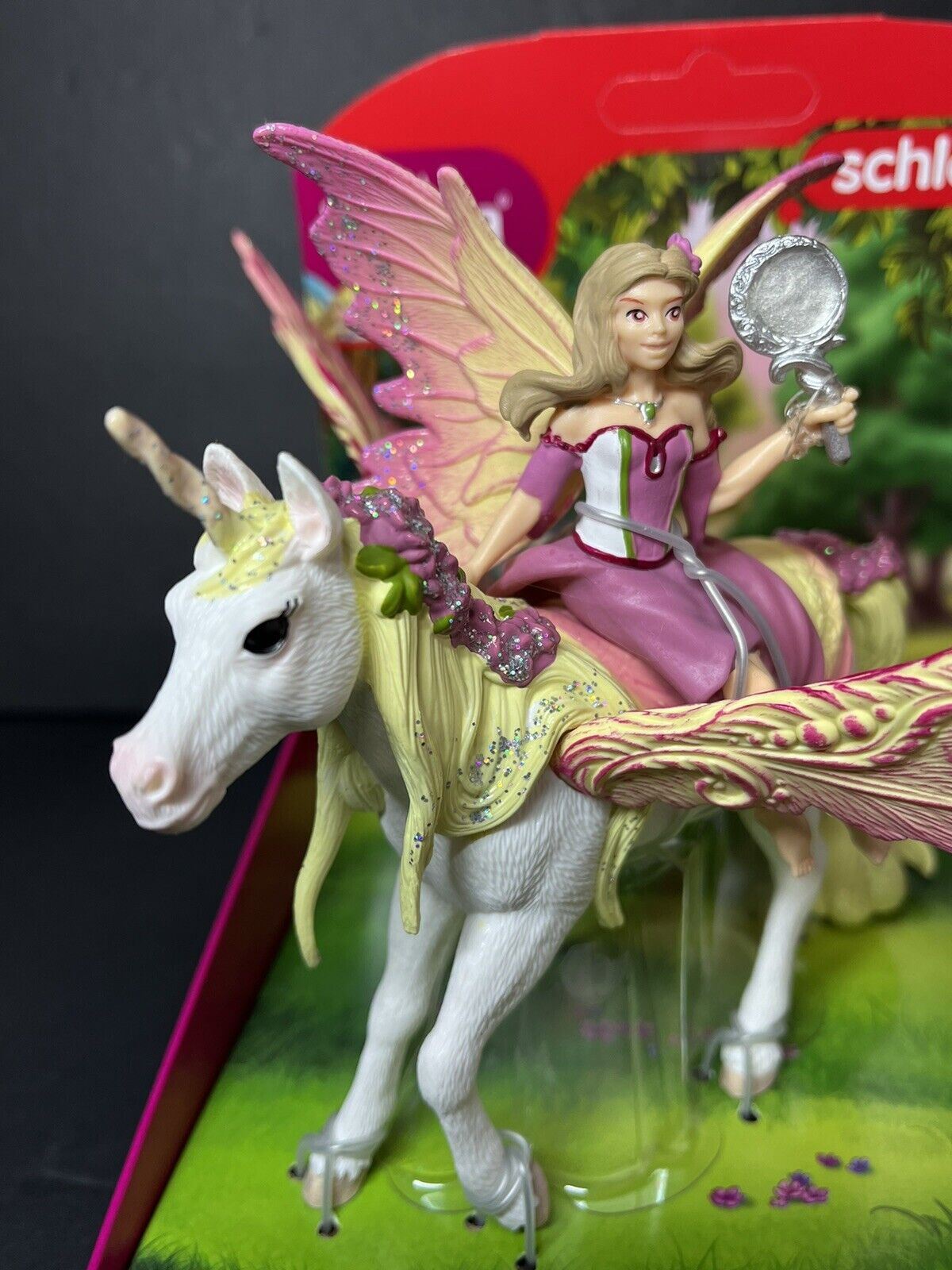 Schleich 70568 Fairy Feya with Pegasus Unicorn Fairy Toy Playset