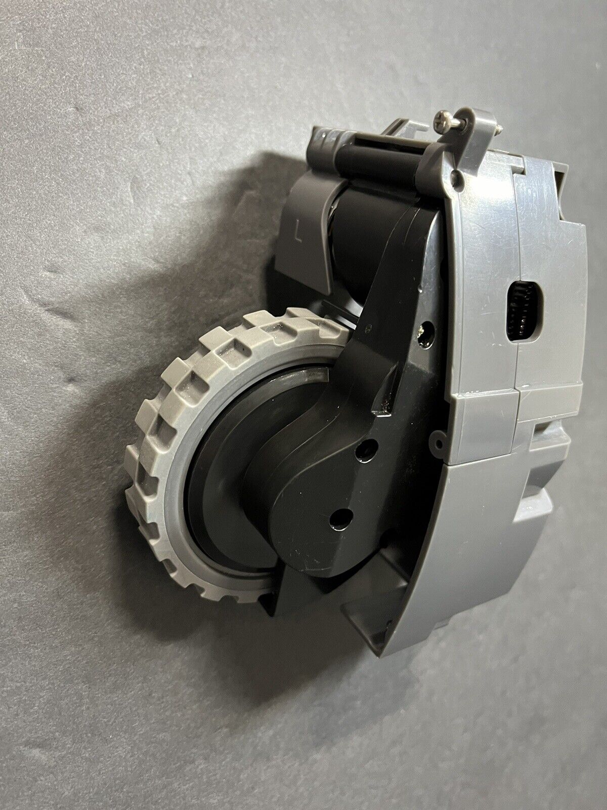 Left Drive Wheel Module Pair for iROBOT Roomba 500 600 700 800 900 Series..