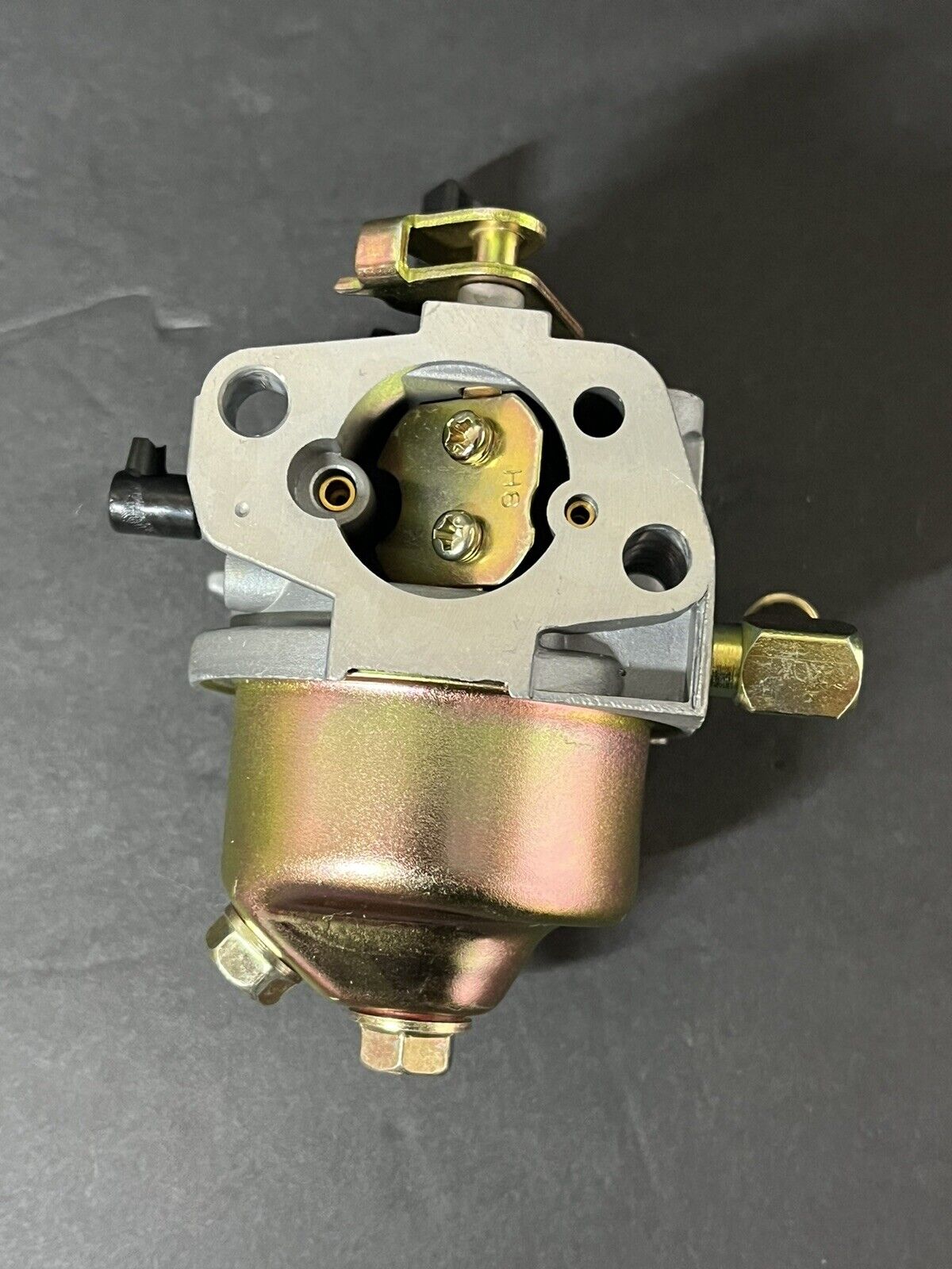 HUAYI OEM Carburetor Carb with Gaskets Compatible with Cub Cadet / PART