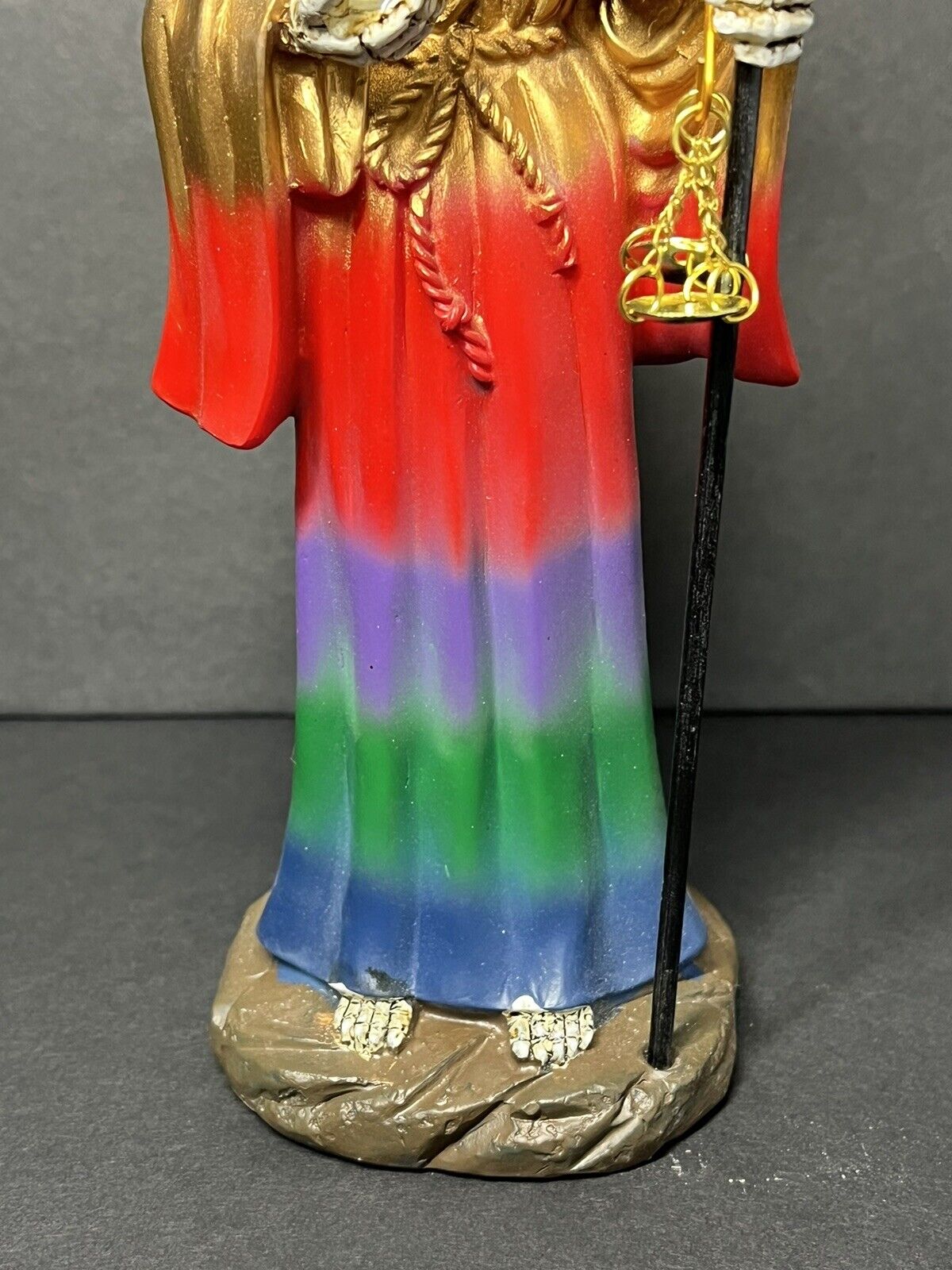 Estatua de La Santa Muerte 9" Colores / 7 Color Holly Death Statue 6733RW-9