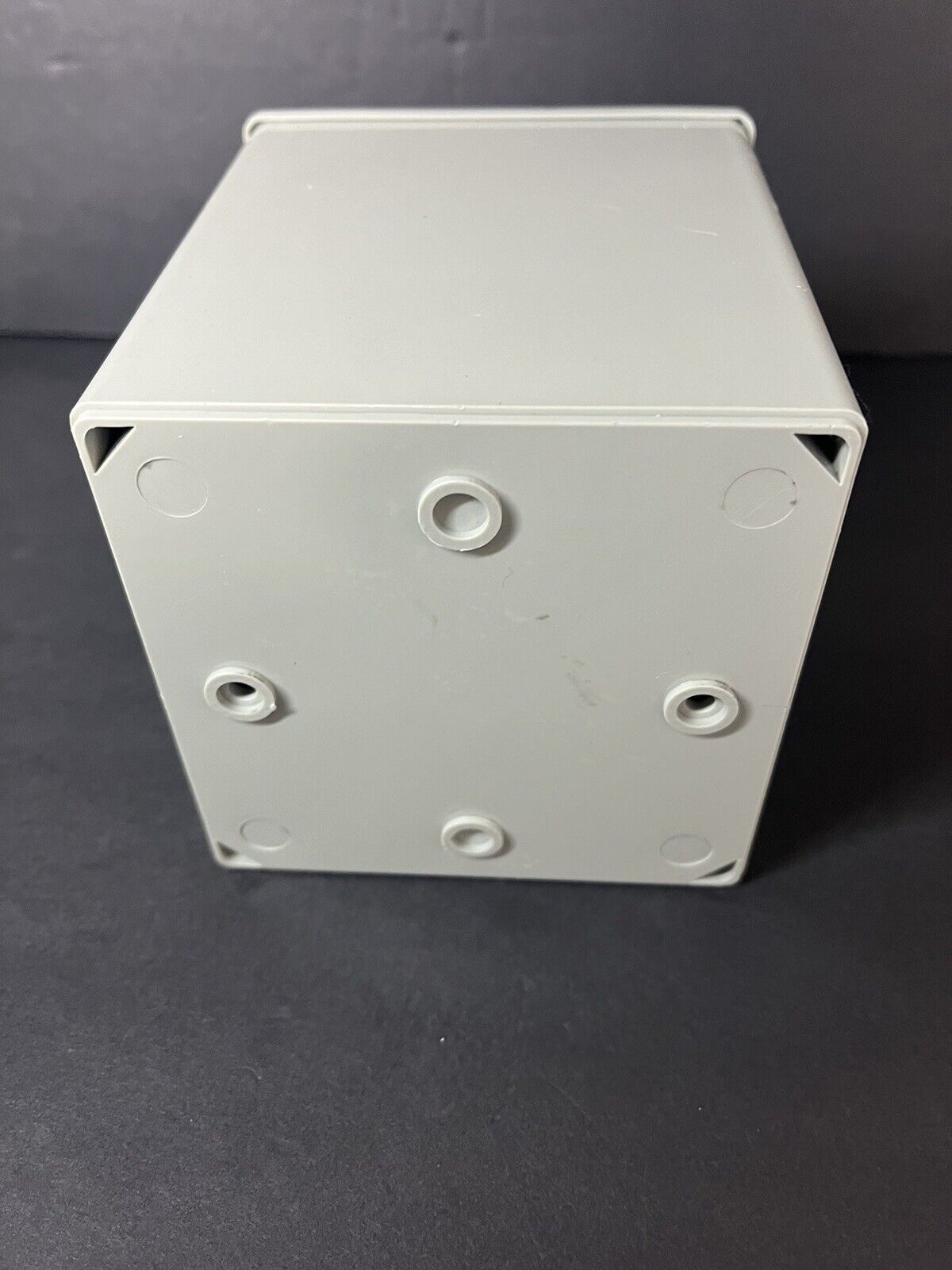 LW26-63/3BF universal conversion switch with installation box